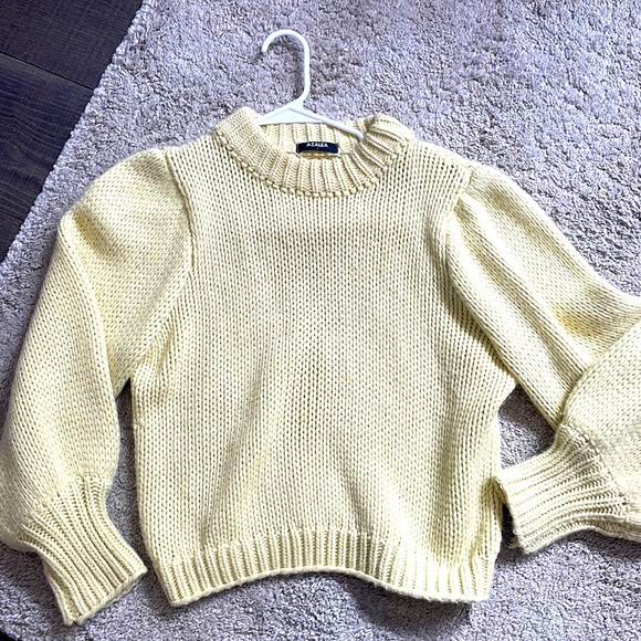 Lemon knit sweater Azalea size s - Picture 1 of 2